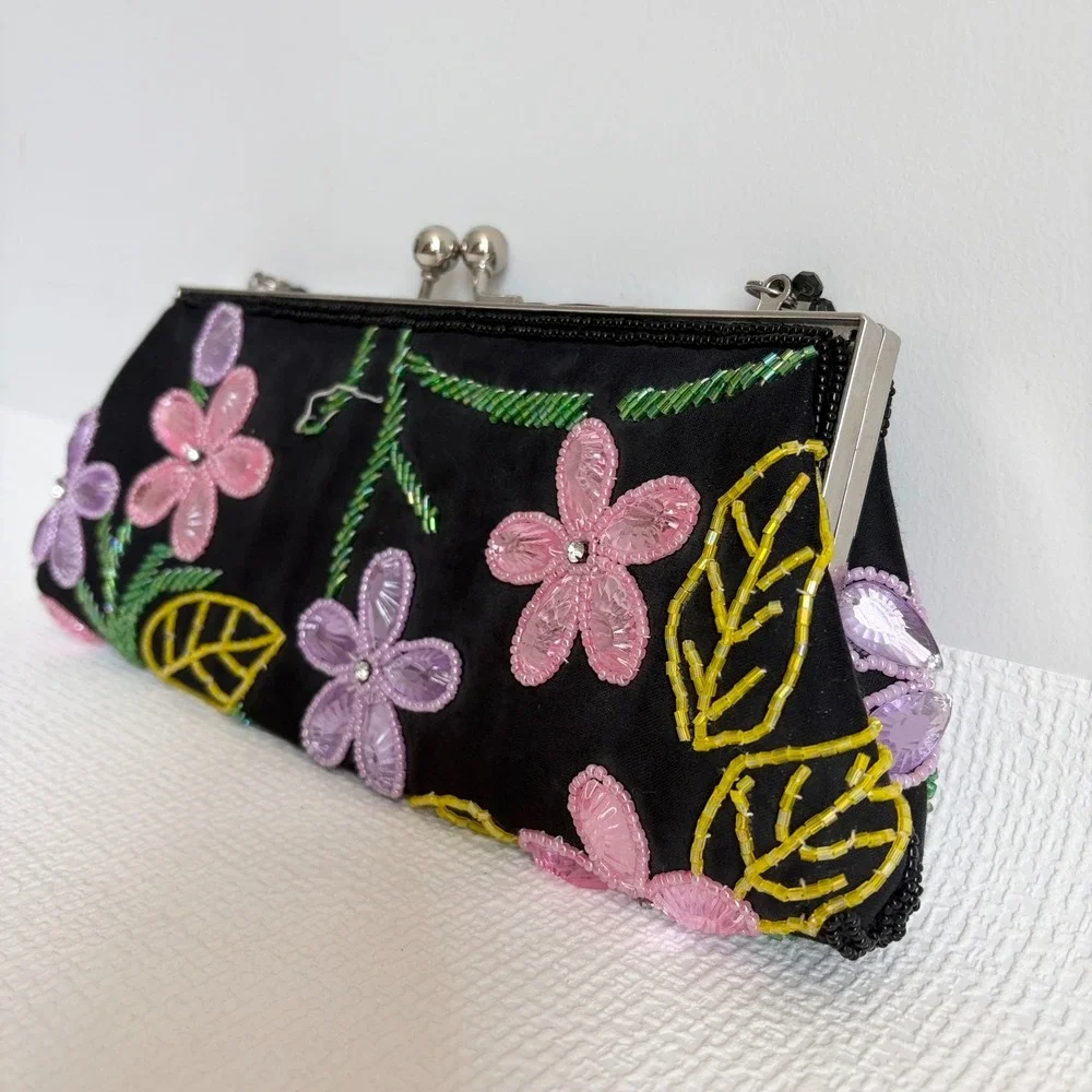 Unbranded vintage beaded